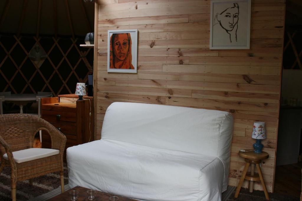 Yourtes En Terrasse Bonneval  Quarto foto