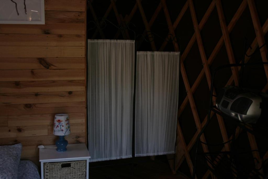 Yourtes En Terrasse Bonneval  Quarto foto